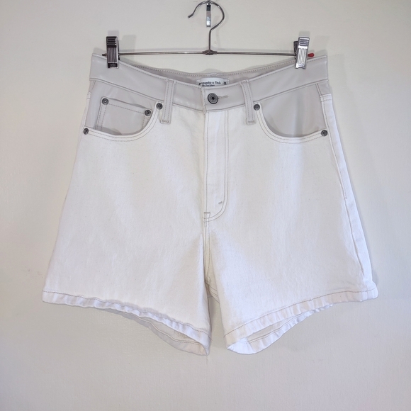Abercrombie Fitch Faux Leather & Denim High Waist Shorts  Size 28 Urban Boho - Picture 4 of 9